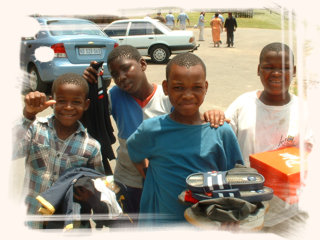 The boys happily recieved Christmas presents from «The Hub»